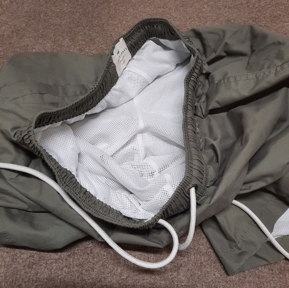 Great Lakes (Men's Large) Swimsuit Trunks Shorts - Picture 9 of 9